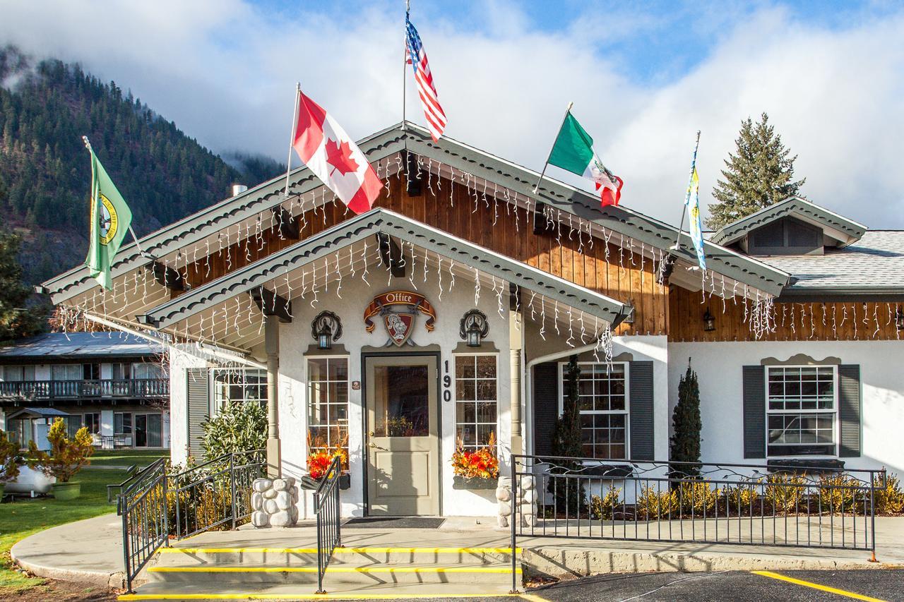 Der Ritterhof Inn Левънуърт Екстериор снимка
