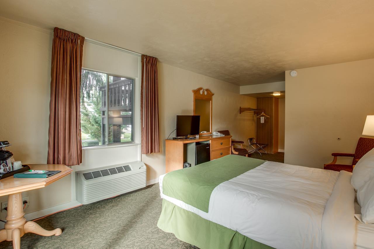 Der Ritterhof Inn Левънуърт Екстериор снимка
