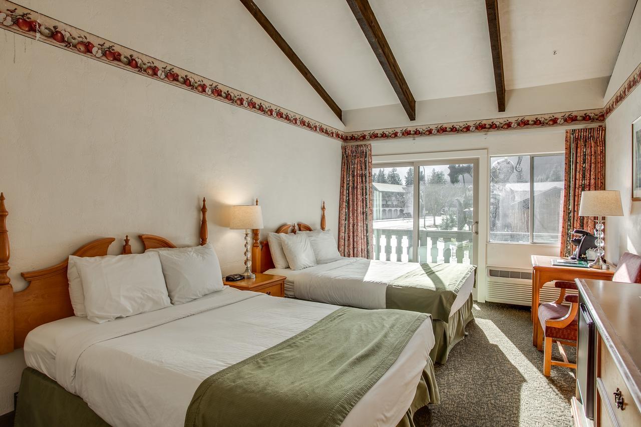 Der Ritterhof Inn Левънуърт Екстериор снимка