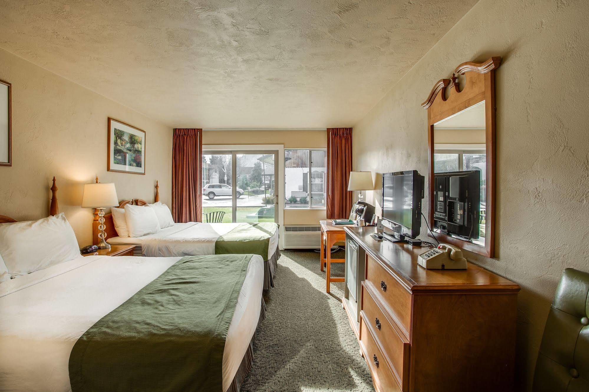 Der Ritterhof Inn Левънуърт Екстериор снимка